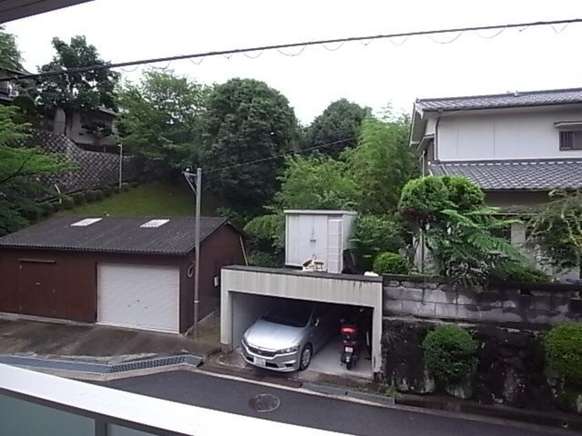  近鉄難波線・奈良線/生駒駅 徒歩13分 2階 築40年