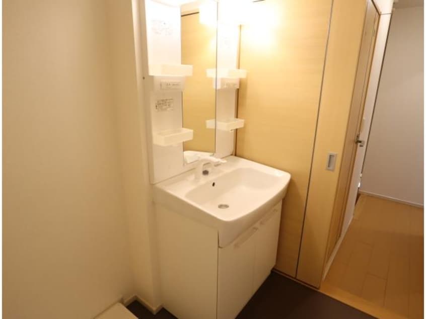  近鉄難波線・奈良線/生駒駅 バス11分稲倉下車:停歩3分 2階 築13年