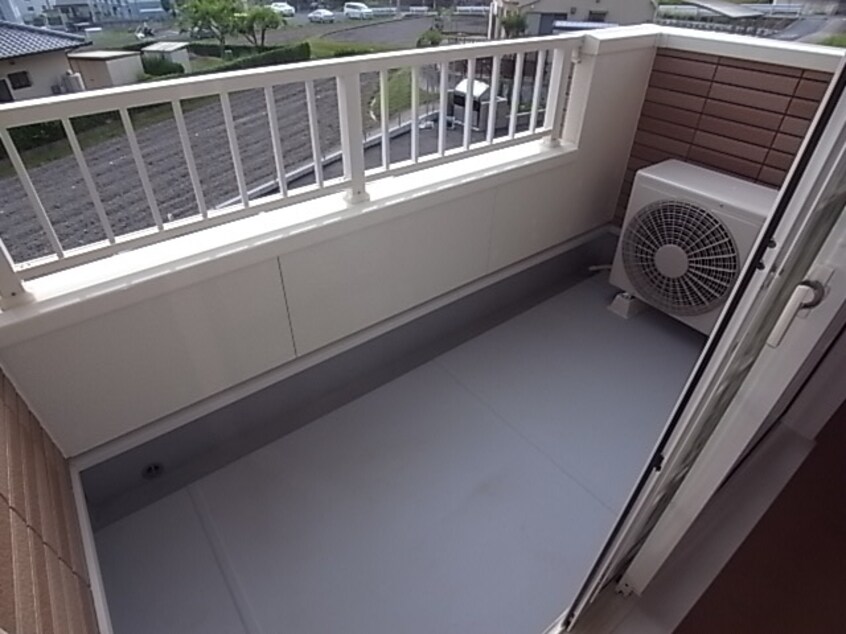  近鉄難波線・奈良線/生駒駅 バス11分稲倉下車:停歩3分 2階 築13年