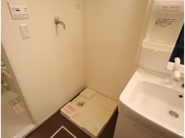  近鉄難波線・奈良線/生駒駅 バス11分稲倉下車:停歩3分 2階 築13年