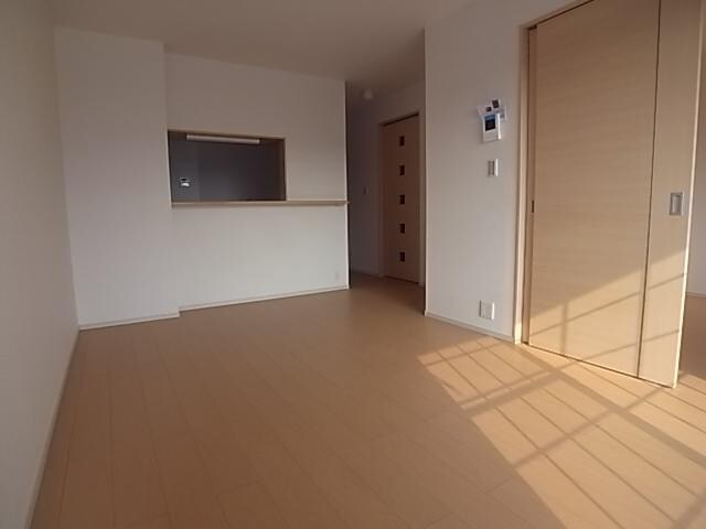  近鉄難波線・奈良線/生駒駅 バス11分稲倉下車:停歩3分 2階 築13年