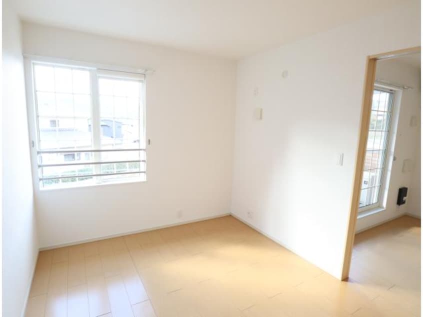  近鉄難波線・奈良線/生駒駅 バス11分稲倉下車:停歩3分 2階 築13年