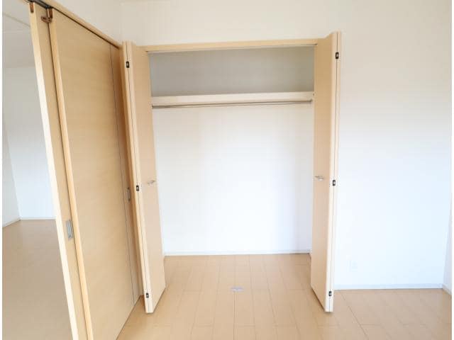  近鉄難波線・奈良線/生駒駅 バス11分稲倉下車:停歩3分 2階 築13年