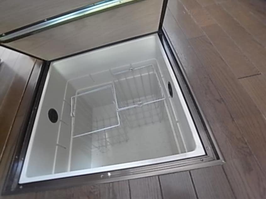  近鉄難波線・奈良線/生駒駅 徒歩5分 1階 築31年