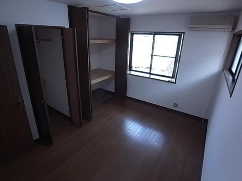  近鉄難波線・奈良線/生駒駅 徒歩5分 1階 築31年