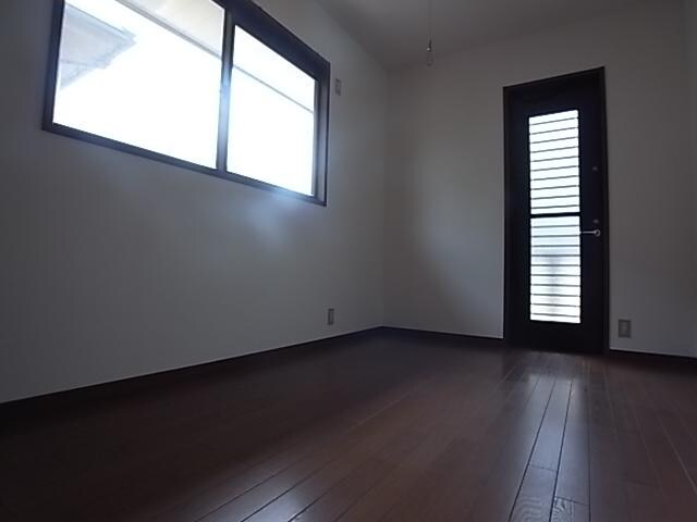  近鉄難波線・奈良線/生駒駅 徒歩5分 1階 築31年