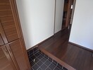  近鉄難波線・奈良線/生駒駅 バス8分松美台下車:停歩1分 1-2階 築46年