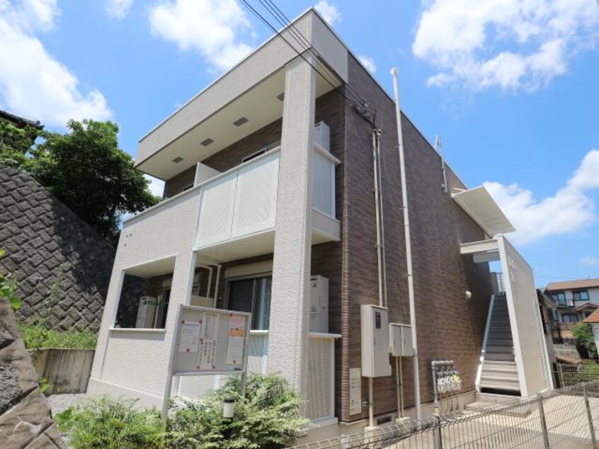  近鉄難波線・奈良線/生駒駅 徒歩9分 2階 築10年