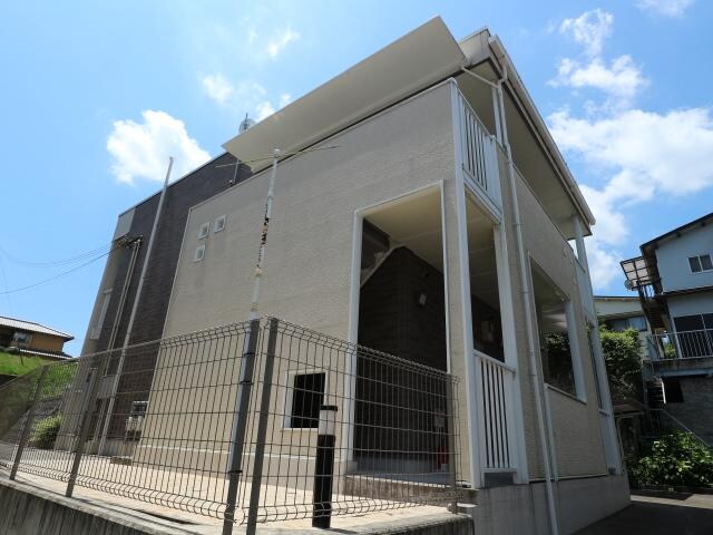  近鉄難波線・奈良線/生駒駅 徒歩9分 1階 築10年