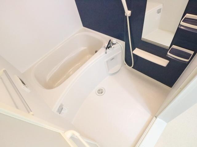  近鉄難波線・奈良線/生駒駅 徒歩9分 2階 築10年