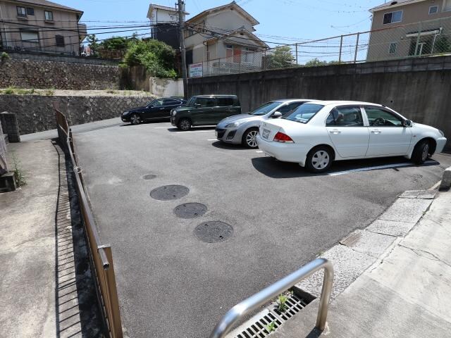  近鉄難波線・奈良線/生駒駅 徒歩9分 2階 築10年