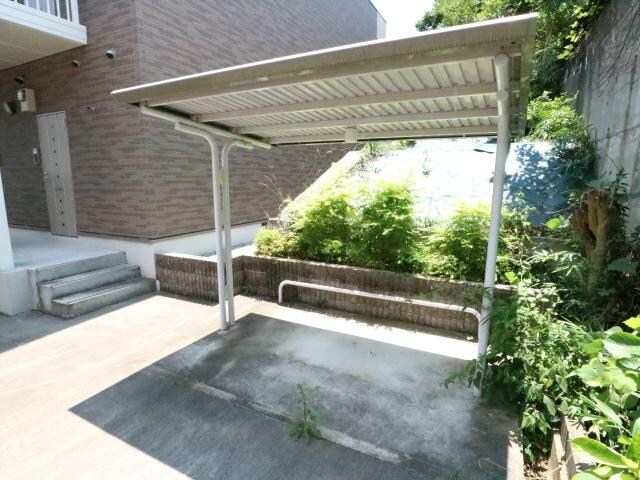  近鉄難波線・奈良線/生駒駅 徒歩9分 1階 築10年