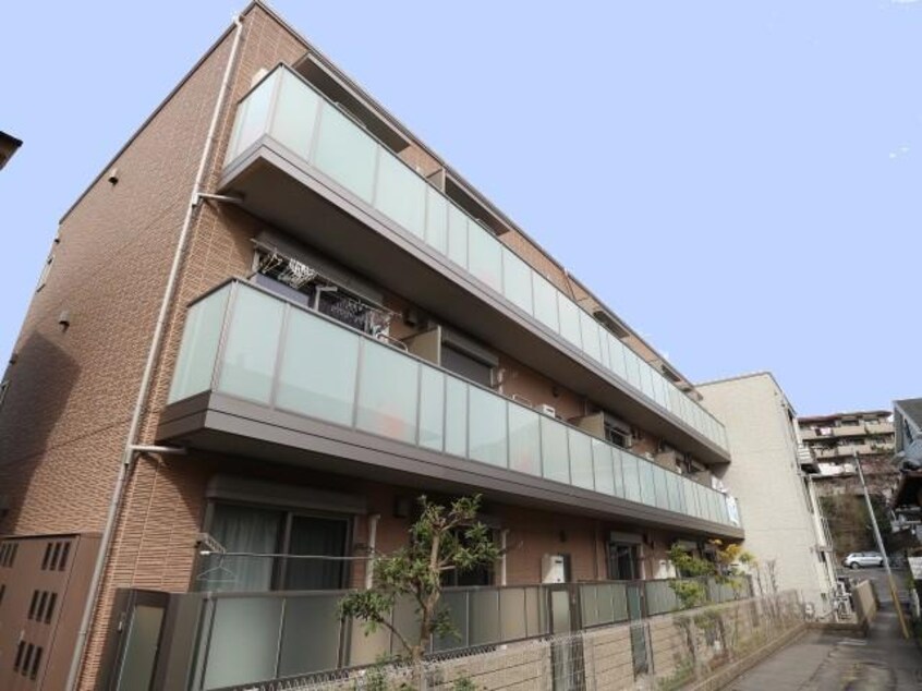  近鉄難波線・奈良線/生駒駅 徒歩4分 3階 築9年