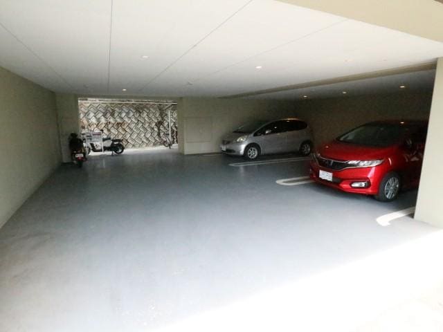  近鉄難波線・奈良線/生駒駅 徒歩12分 5階 築8年