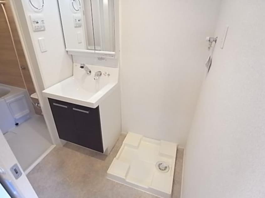  近鉄難波線・奈良線/生駒駅 徒歩12分 5階 築8年