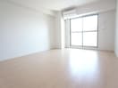  近鉄難波線・奈良線/生駒駅 徒歩12分 5階 築8年