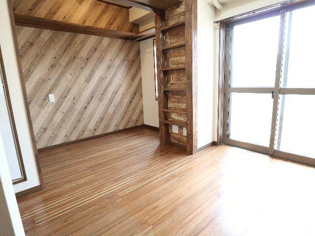  近鉄難波線・奈良線/東生駒駅 徒歩15分 2階 築41年