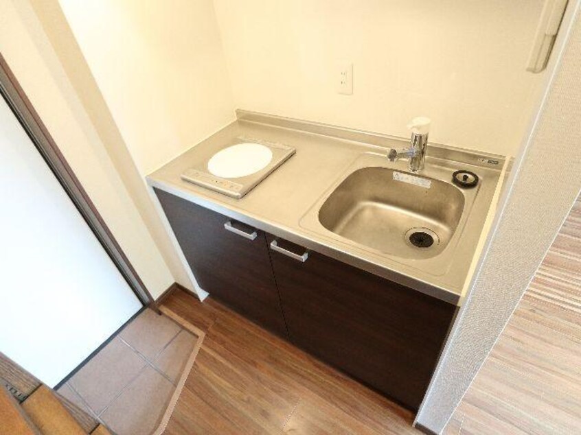  近鉄難波線・奈良線/東生駒駅 徒歩15分 2階 築41年