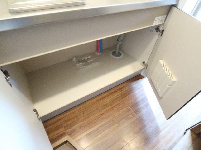  近鉄難波線・奈良線/東生駒駅 徒歩15分 2階 築41年