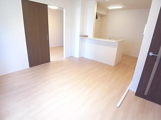  近鉄難波線・奈良線/東生駒駅 バス15分さつき台住宅下車:停歩6分 1階 築7年