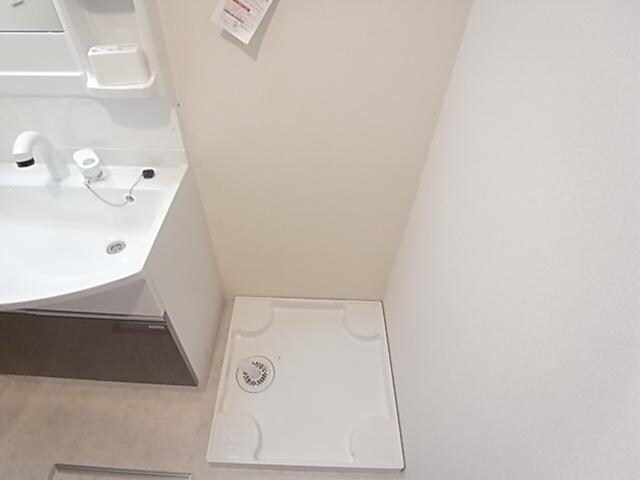  近鉄難波線・奈良線/東生駒駅 バス15分さつき台住宅下車:停歩6分 1階 築7年