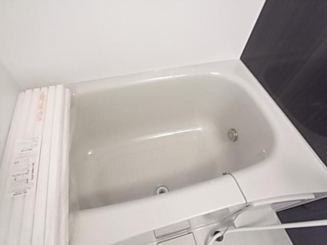  近鉄難波線・奈良線/東生駒駅 バス15分さつき台住宅下車:停歩6分 1階 築7年