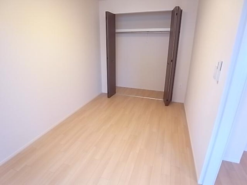  近鉄難波線・奈良線/東生駒駅 バス15分さつき台住宅下車:停歩6分 1階 築7年