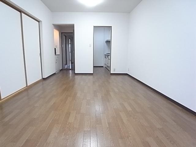  近鉄難波線・奈良線/生駒駅 バス9分松美台下車:停歩2分 2階 築30年