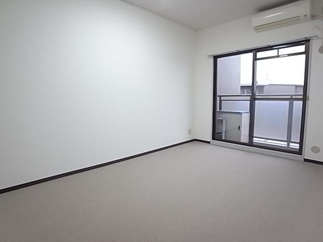  近鉄難波線・奈良線/生駒駅 バス9分松美台下車:停歩2分 2階 築30年