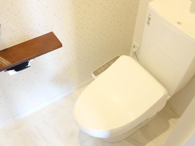  近鉄難波線・奈良線/生駒駅 徒歩11分 1階 築5年