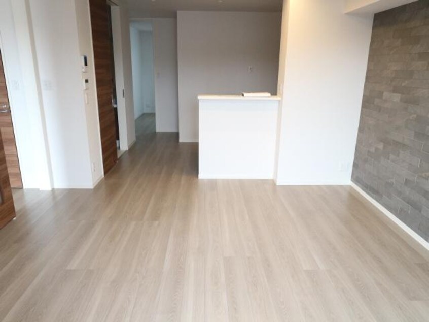  近鉄難波線・奈良線/生駒駅 徒歩11分 1階 築5年