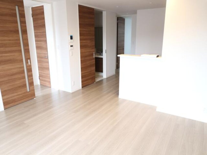  近鉄難波線・奈良線/生駒駅 徒歩11分 1階 築5年