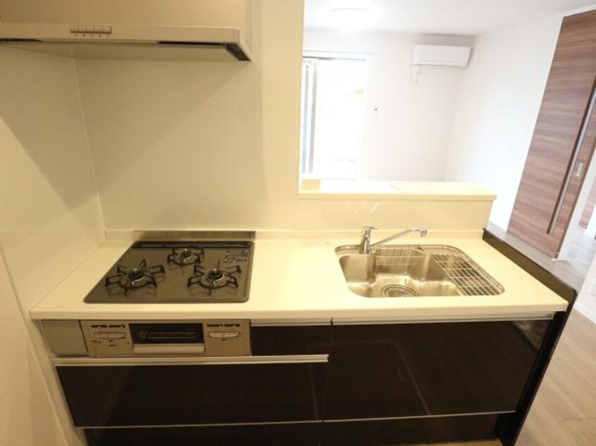  近鉄難波線・奈良線/生駒駅 徒歩11分 1階 築5年