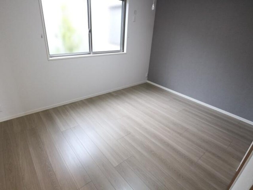  近鉄難波線・奈良線/生駒駅 徒歩11分 1階 築5年