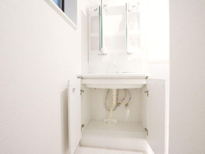  近鉄難波線・奈良線/生駒駅 徒歩3分 1階 築57年