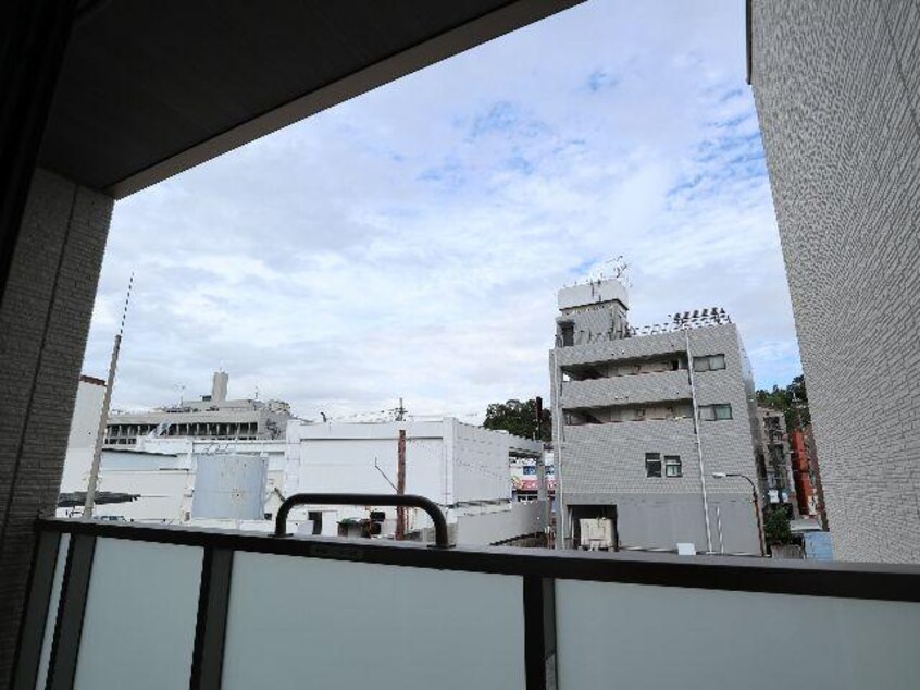  近鉄難波線・奈良線/生駒駅 徒歩5分 2階 築4年