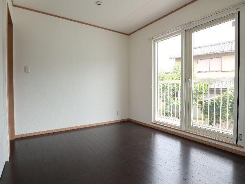  近鉄難波線・奈良線/生駒駅 徒歩7分 1-2階 築12年