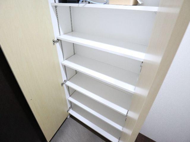  近鉄難波線・奈良線/生駒駅 徒歩5分 3階 築2年