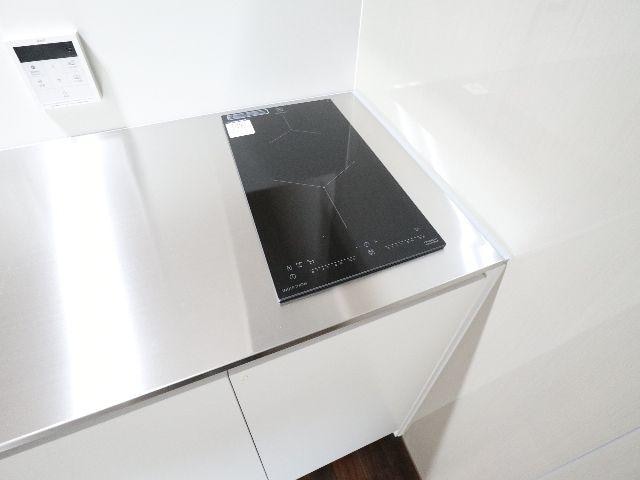  近鉄難波線・奈良線/生駒駅 徒歩5分 3階 築2年