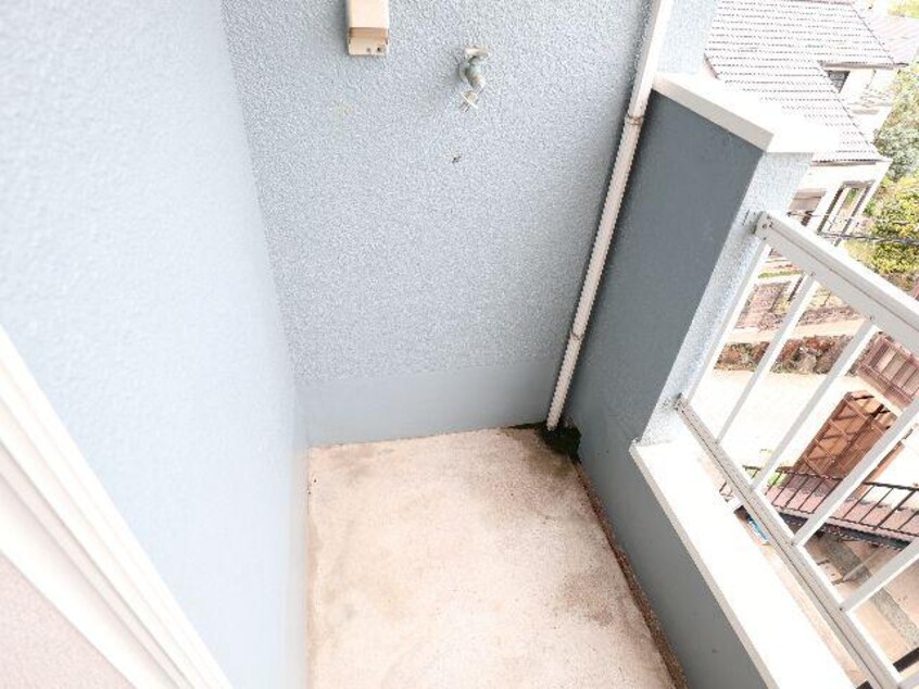  近鉄難波線・奈良線/生駒駅 徒歩8分 2階 築39年