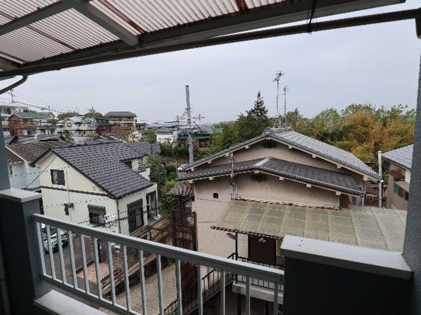  近鉄難波線・奈良線/生駒駅 徒歩8分 2階 築39年