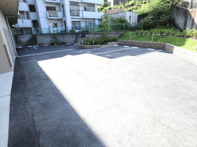  近鉄難波線・奈良線/生駒駅 徒歩3分 2階 築2年