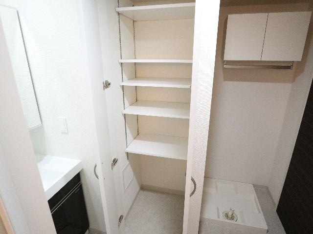  近鉄難波線・奈良線/生駒駅 徒歩3分 2階 築2年