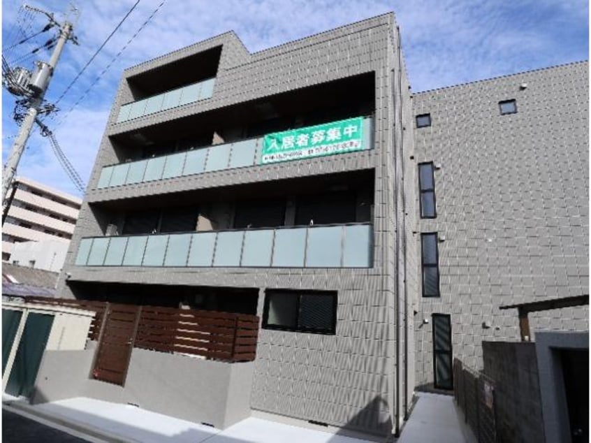  近鉄難波線・奈良線/生駒駅 徒歩2分 4階 築2年