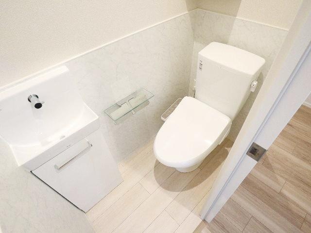  近鉄難波線・奈良線/生駒駅 徒歩2分 2階 築2年