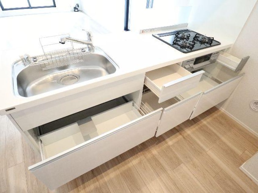  近鉄難波線・奈良線/生駒駅 徒歩2分 2階 築2年