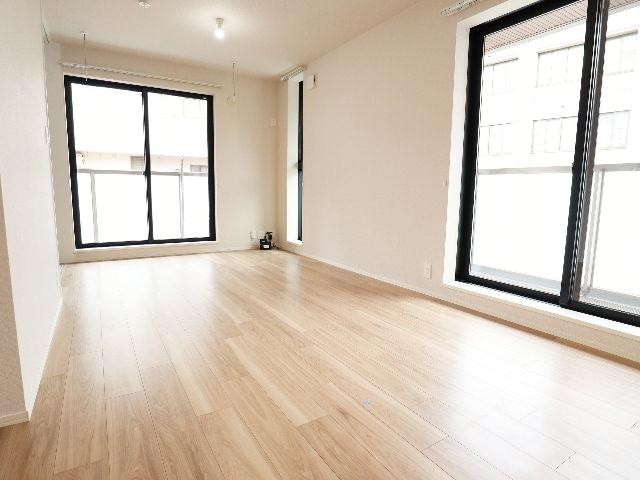  近鉄難波線・奈良線/生駒駅 徒歩2分 2階 築2年