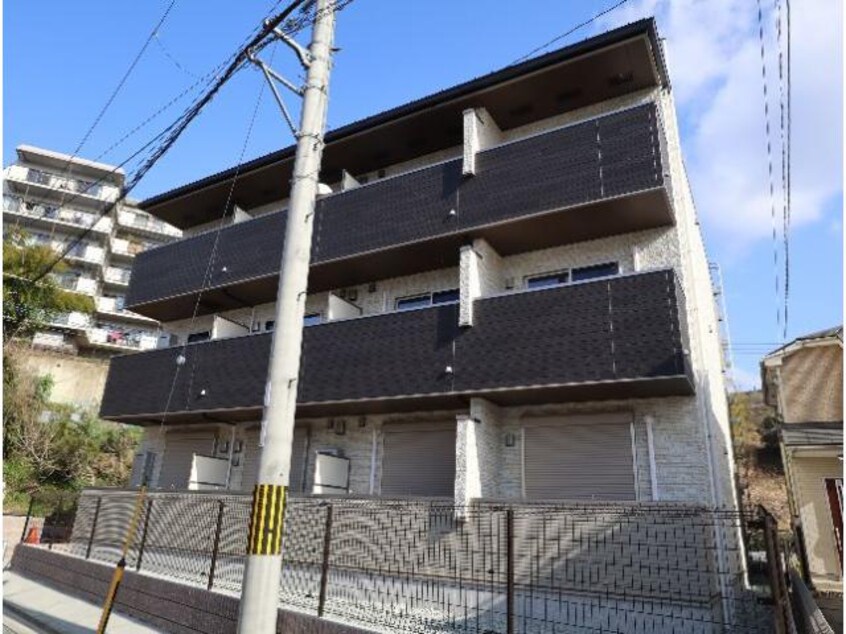  近鉄難波線・奈良線/東生駒駅 徒歩12分 3階 1年未満