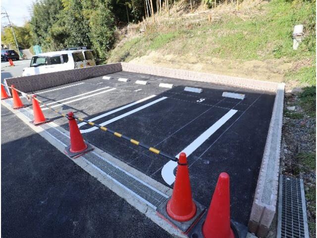  近鉄難波線・奈良線/東生駒駅 徒歩12分 3階 1年未満