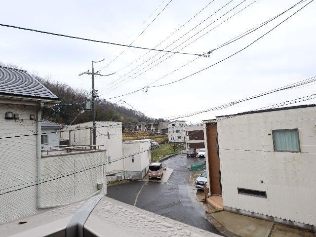  近鉄難波線・奈良線/東生駒駅 徒歩12分 2階 1年未満